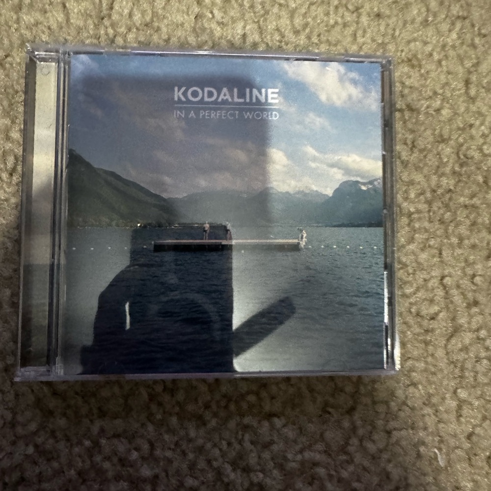 Kodaline 'In a Perfect World' CD